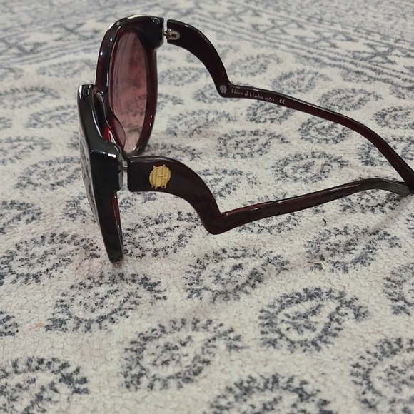 House of Harlow 1960 Accessories - House of Harlow 1960 Robyn 04 Wine Sunglasses